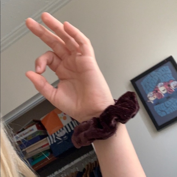 scrunchies - Picture 4 of 4
